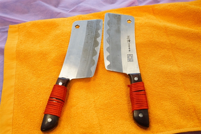 Người[-]thích[-]massage[-]bằng[-]dao[-]có[-]tâm[-]lý[-]không[-]bình[-]thường